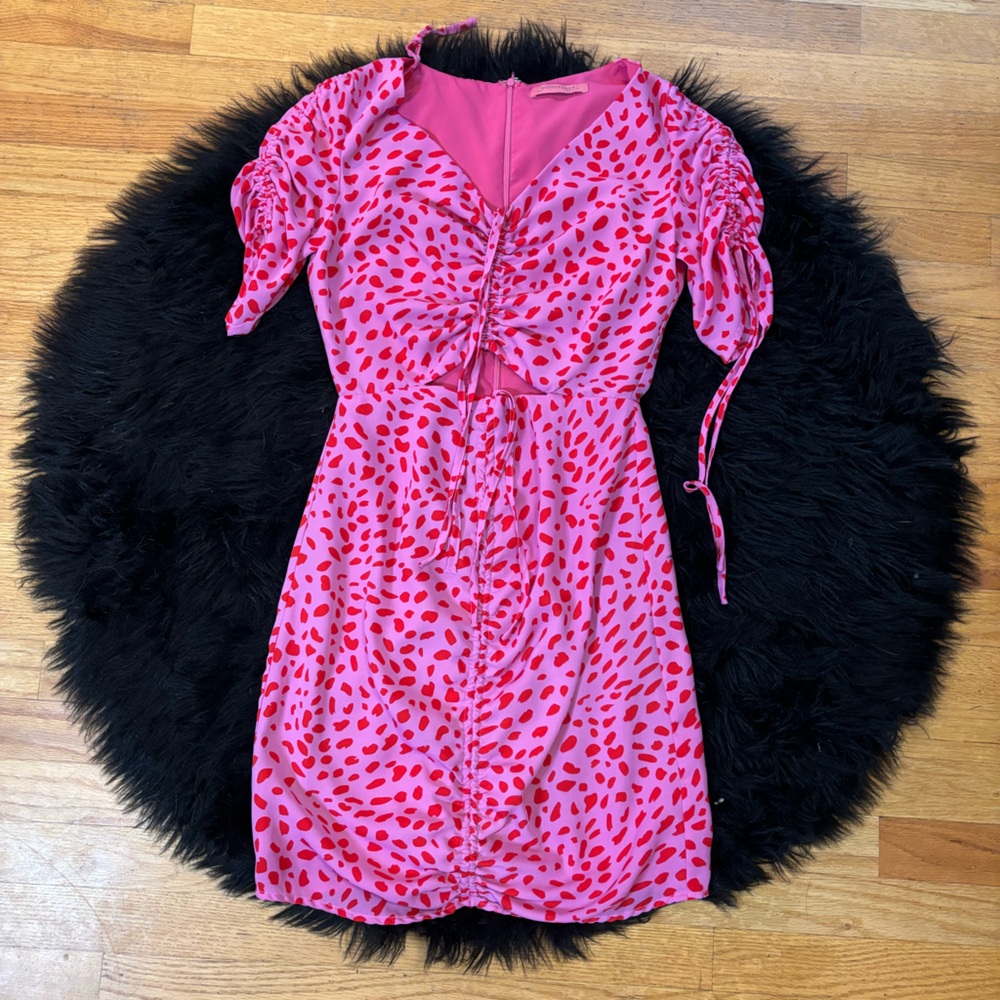 Signature 8 dress
